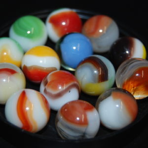 14  Vintage vitro agate marbles DT