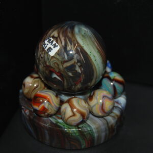 Andy Davis 1.86″ Frankie Marble And Eight 3/4″ Marbles+Holder